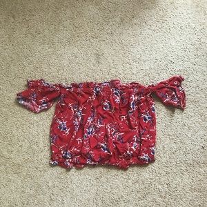 Off the shoulder floral rust crop top!